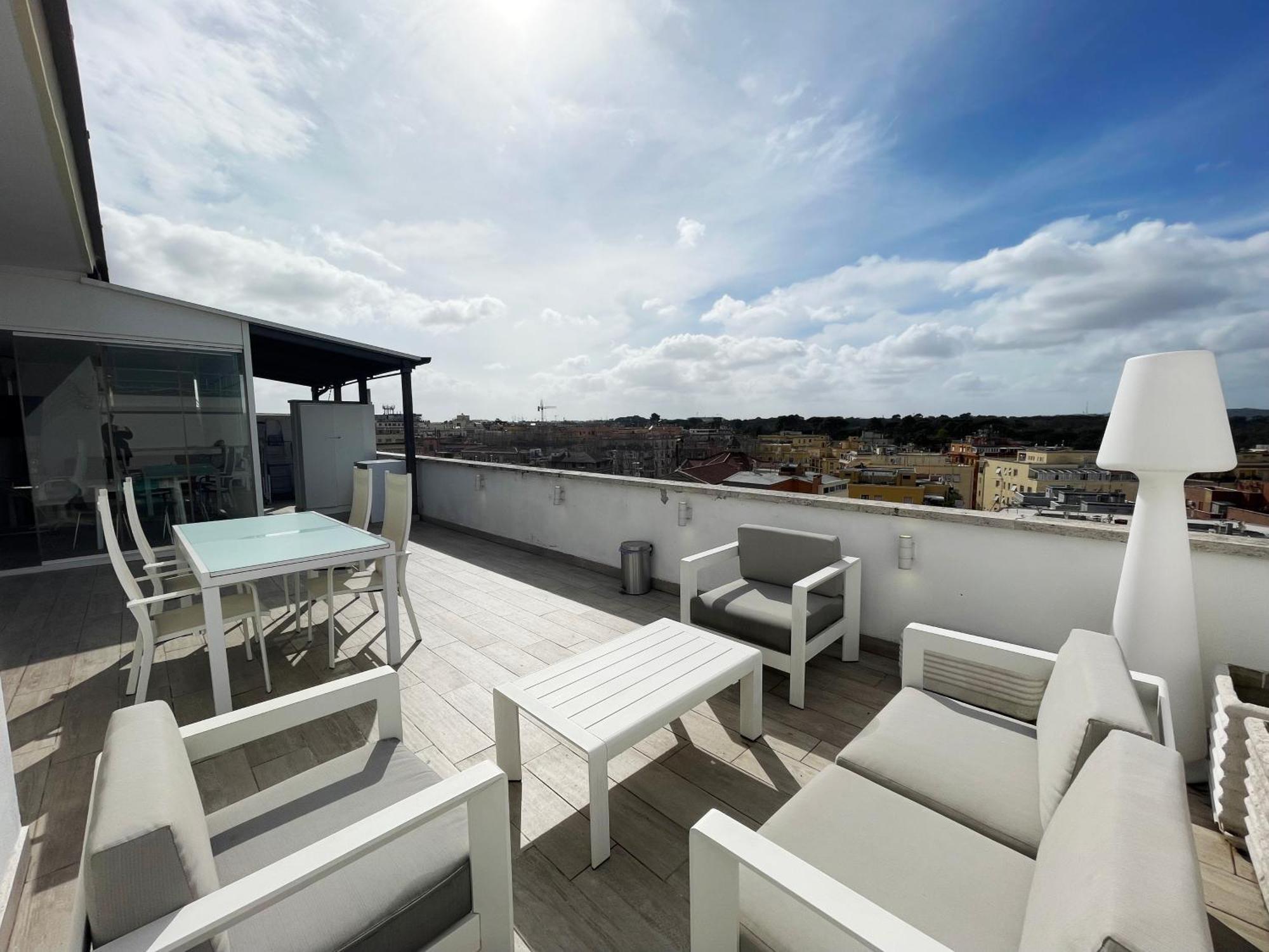 Penthouse With View Of Rom
