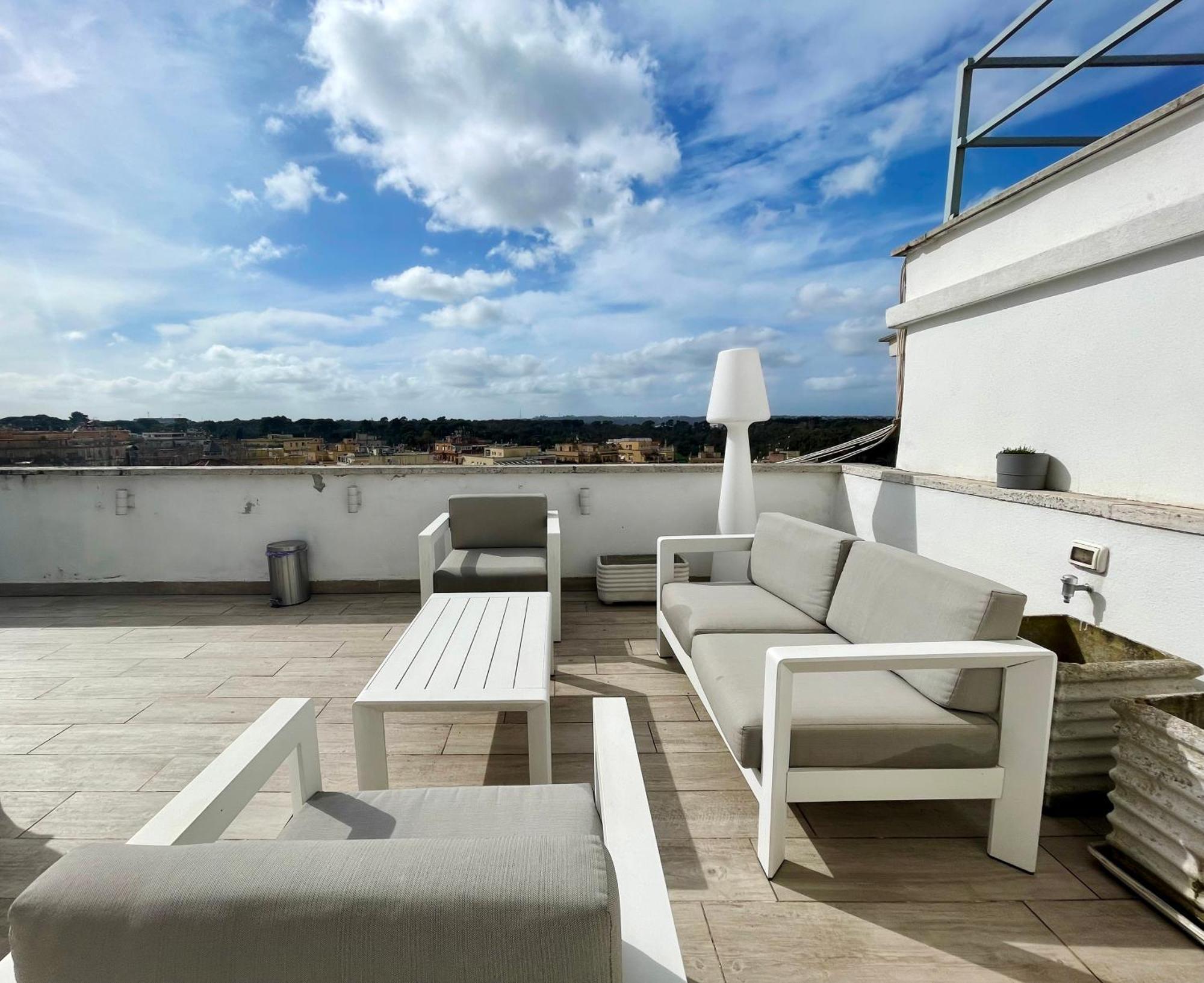 Apartment Penthouse With View Of *